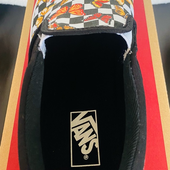 Vans  Asher Butterfly Girls' Slip-On Shoes size 6 new with box.  #11 - Picture 9 of 10